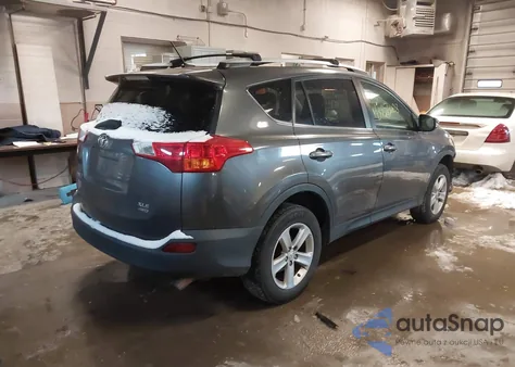2014 Toyota Rav4 Xle z USA, uszkodzony, nr VIN 2T3RFREV8EW154652